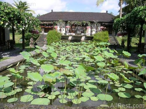 The Chedi Club boutique 53